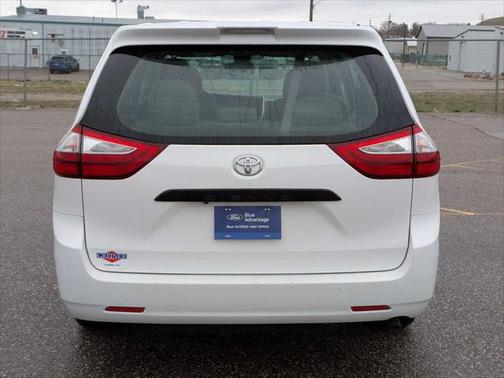 2018 Toyota Sienna L