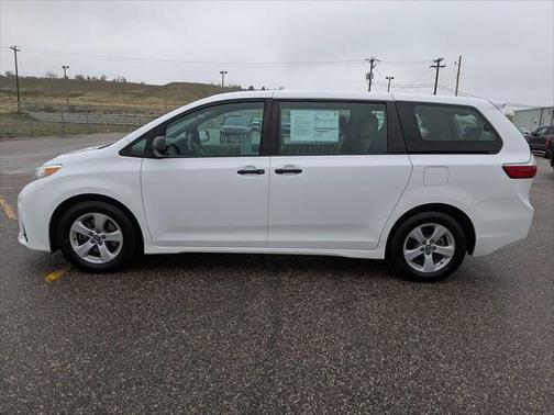 2018 Toyota Sienna L