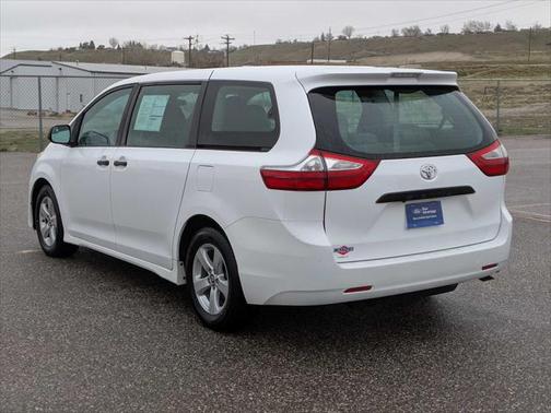 2018 Toyota Sienna L