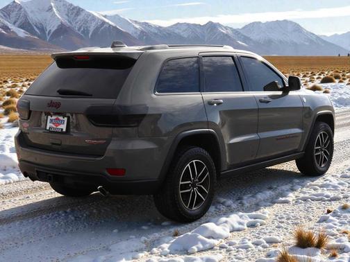 2020 Jeep Grand Cherokee Trailhawk
