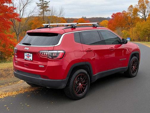 2023 Jeep Compass Latitude Lux