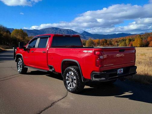 2022 Chevrolet Silverado 2500 Custom
