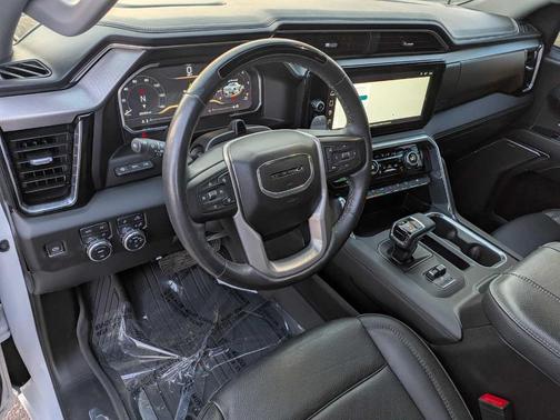 White 2023 GMC Sierra 1500 Denali