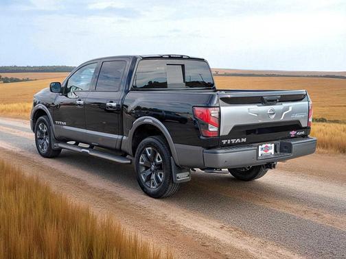2021 Nissan Titan Platinum Reserve
