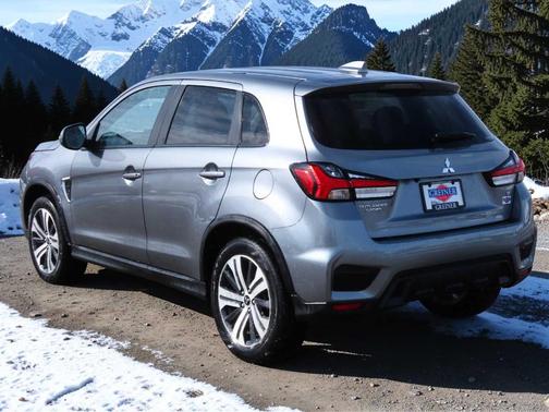 2024 Mitsubishi Outlander Sport SE