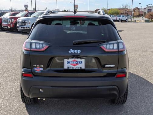 2020 Jeep Cherokee Latitude