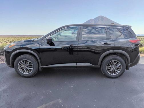 Black 2023 Nissan Rogue S