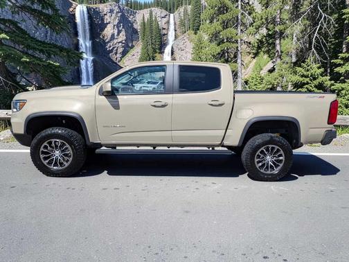 Sand Dune Metallic 2022 Chevrolet Colorado ZR2