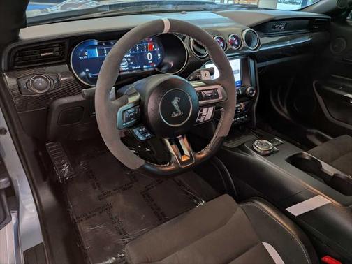 2022 Ford Shelby GT500 Base