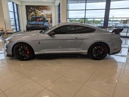 2022 Ford Shelby GT500 Base