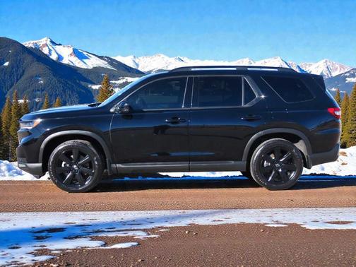 2025 Honda Pilot Black Edition