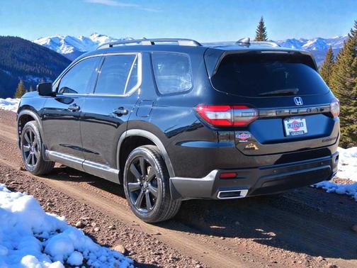2025 Honda Pilot Black Edition