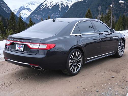 2019 Lincoln Continental Select