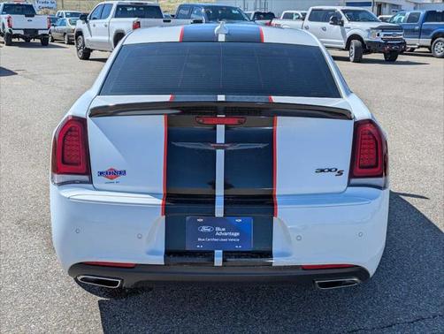 2022 Chrysler 300 S