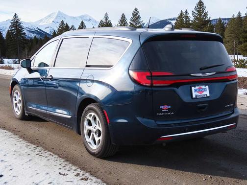 2023 Chrysler Pacifica Limited