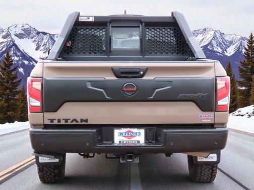 2022 Nissan Titan PRO-4X