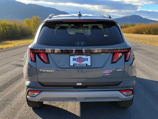 2025 Hyundai TUCSON SEL