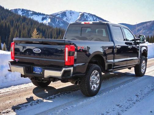 2024 Ford F-350 Lariat Super Duty