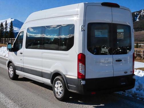 2022 Ford Transit-350 XLT
