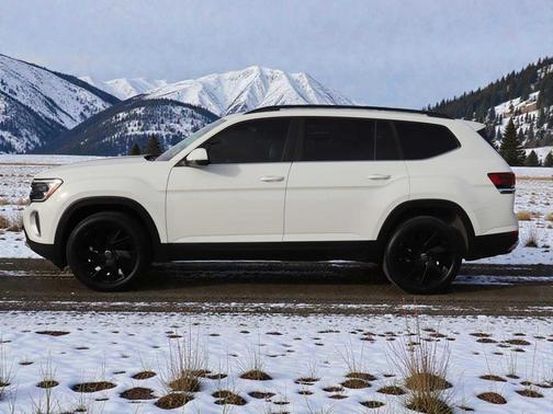 2025 Volkswagen Atlas 2.0T SE