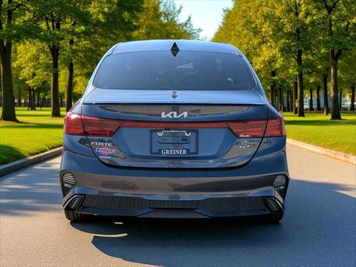 2022 Kia Forte GT-Line