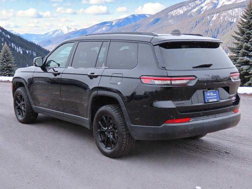 2024 Jeep Grand Cherokee L Laredo