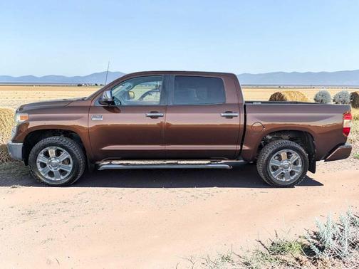 Sunset Bronze Mica 2014 Toyota Tundra 1794