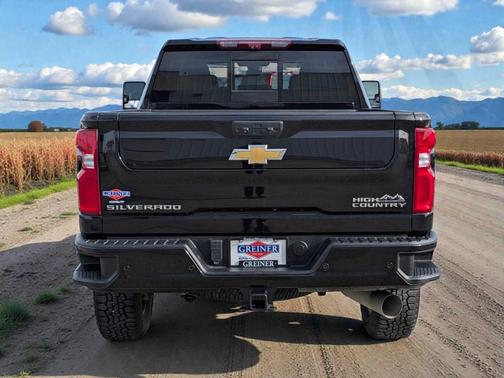 2023 Chevrolet Silverado 3500 High Country