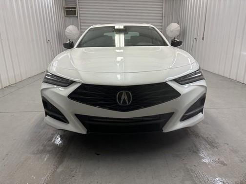 2025 Acura TLX 