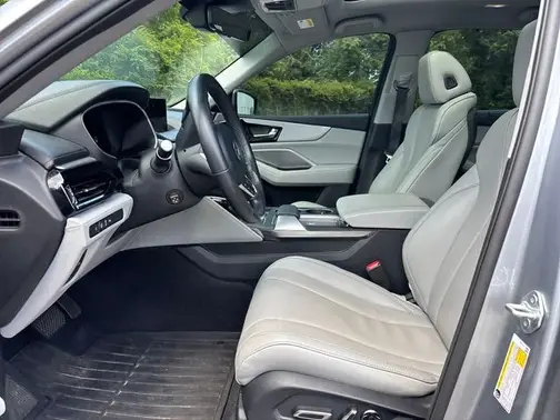 Lunar Silver Metallic 2023 Acura MDX TECH
