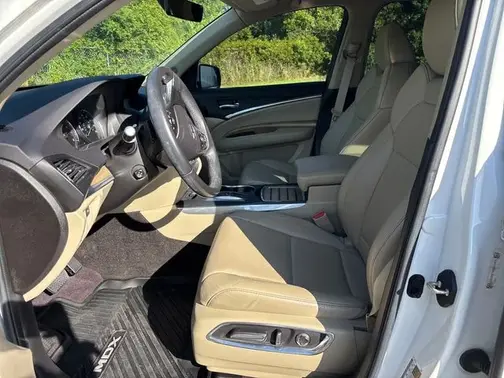 White Diamond Pearl 2019 Acura MDX with Technology Package