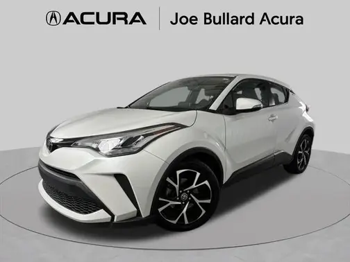 Pearl 2022 Toyota C-HR XLE