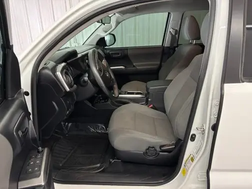 Super White 2020 Toyota Tacoma SR5