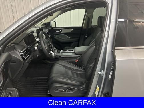 2025 Acura MDX 