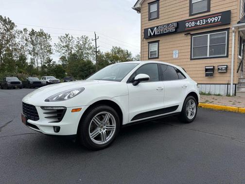 2015 Porsche Macan S