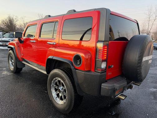 2009 Hummer H3 Alpha