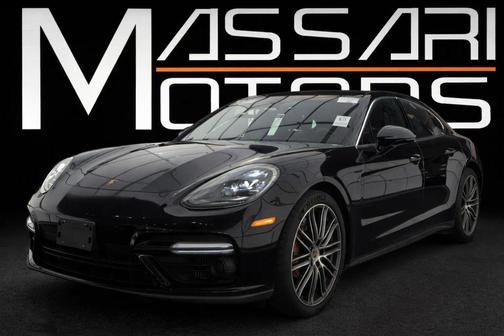 2017 Porsche Panamera Turbo