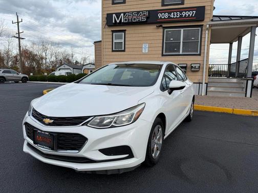 2018 Chevrolet Cruze LS