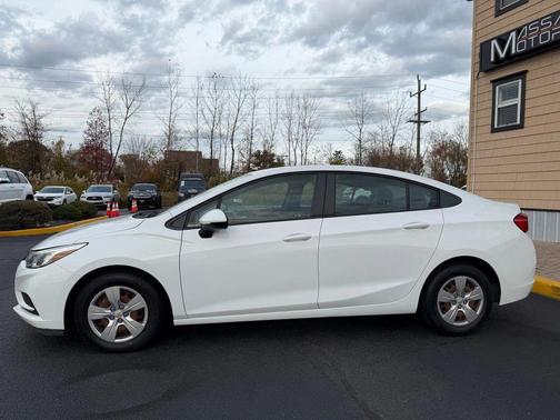 2018 Chevrolet Cruze LS