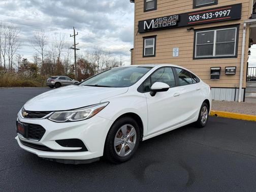 2018 Chevrolet Cruze LS