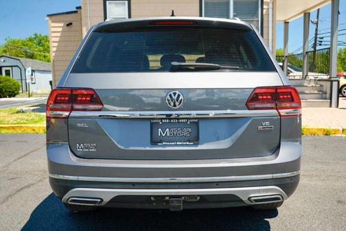 Gray 2019 Volkswagen Atlas 3.6L SEL