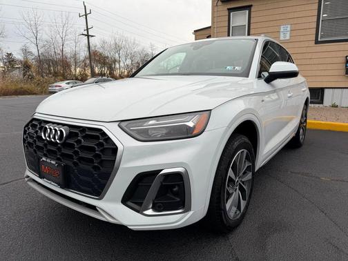 2022 Audi Q5 45 S line Premium