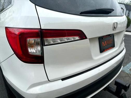2020 Honda Pilot Touring 8-Passenger