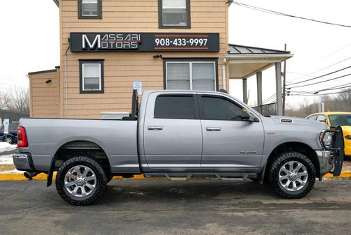 2019 RAM 2500 Big Horn Crew Cab 4x4 6'4' Box