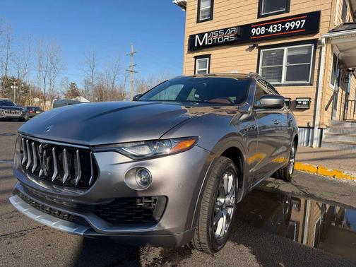 2018 Maserati Levante GranLusso