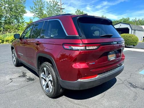 2023 Jeep Grand Cherokee 4xe Base