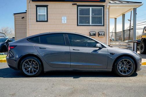 2023 Tesla Model 3 Standard Range