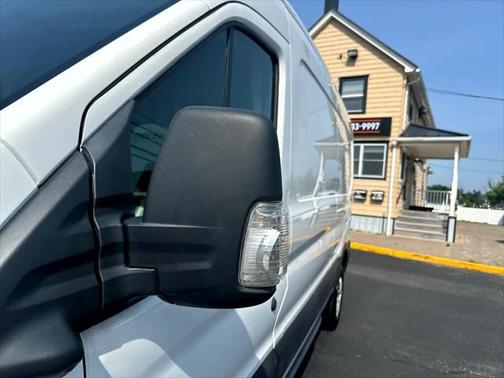 2022 Ford Transit-350 Base