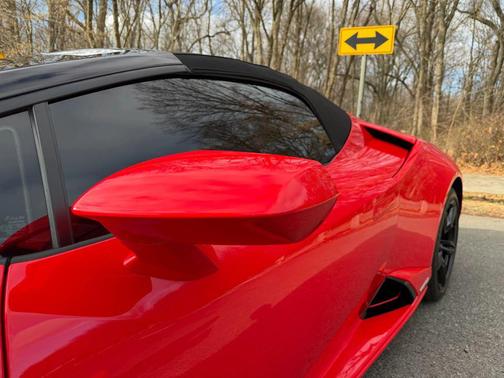 2020 Lamborghini Huracan EVO EVO Spyder Convertible 2D
