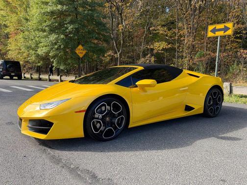 2019 Lamborghini Huracan LP580-2S